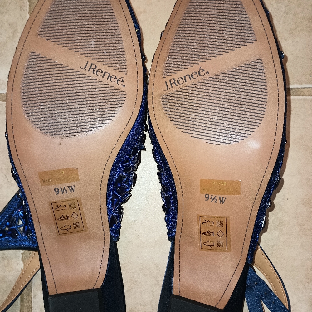 J RENEE slingback pump - Picture 11 of 11
